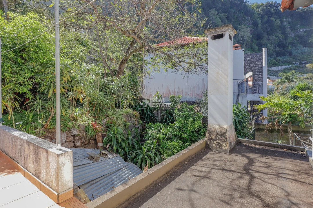 Moradia T4 para Venda em Ponta Delgada Foto 42