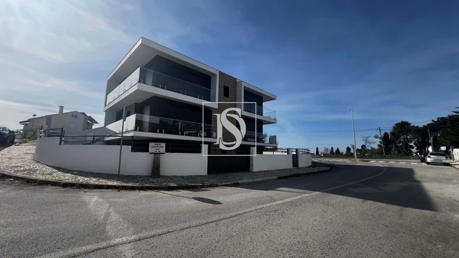 Moradia T4 para Venda em Charneca de Caparica e Sobreda Foto 45