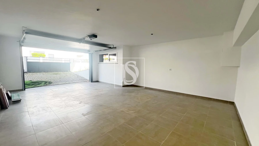 Moradia T4 para Venda em Charneca de Caparica e Sobreda Foto 37