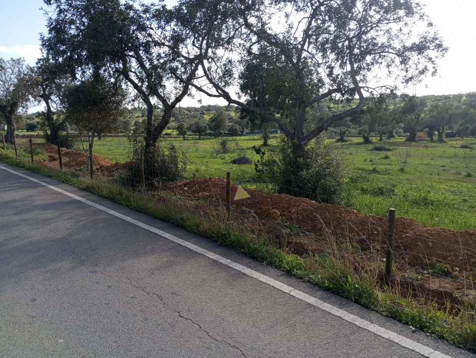 Terreno para Venda em Albufeira e Olhos de Água Foto 8