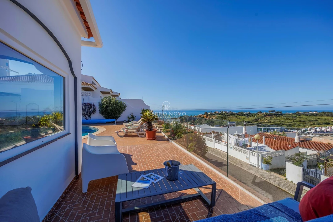 Moradia T4 para Venda em Albufeira e Olhos de Água Foto 11