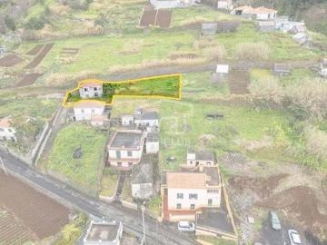 Moradia T2 para Venda em Arco da Calheta