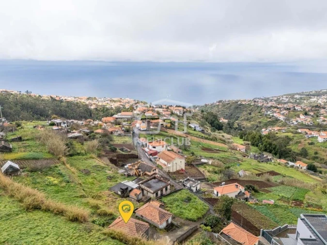 Moradia T2 para Venda em Arco da Calheta Foto 6