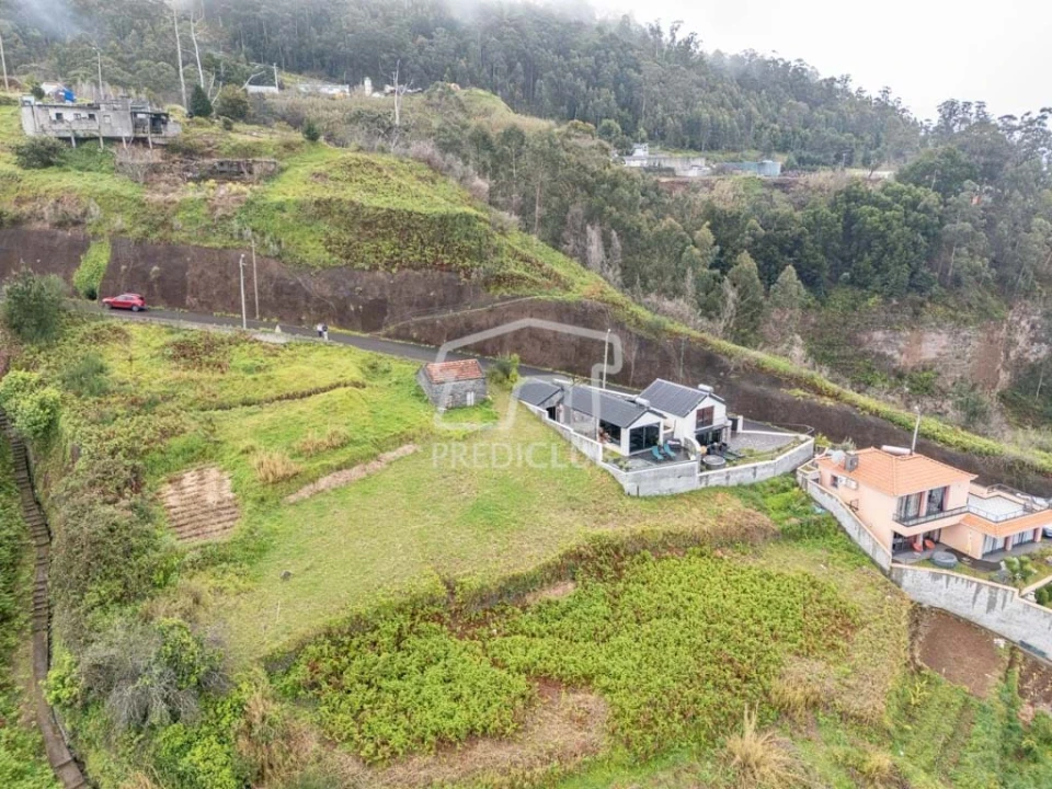 Terreno para Venda em Arco da Calheta Foto 16
