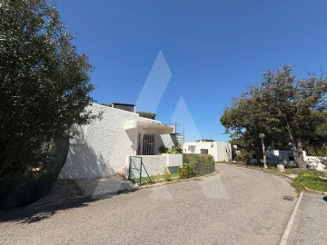 Moradia T3 para Venda em Quarteira