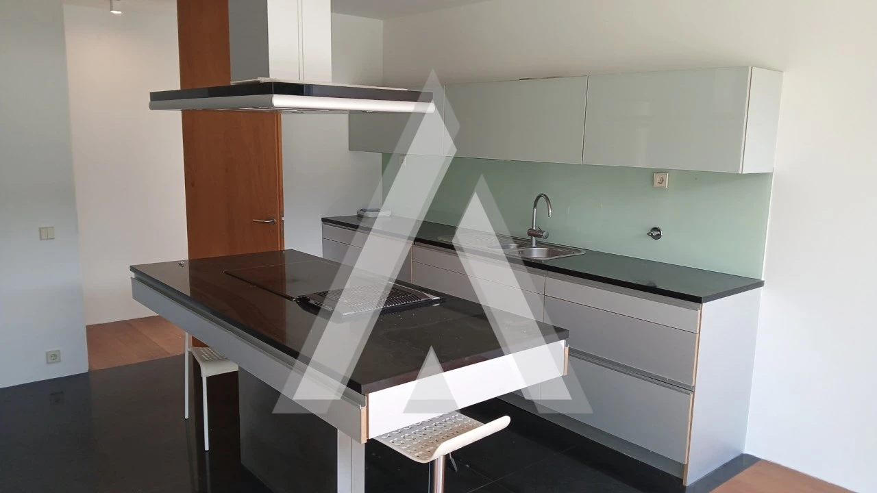 Moradia T4 para Venda em Este (São Pedro e São Mamede) Foto 9