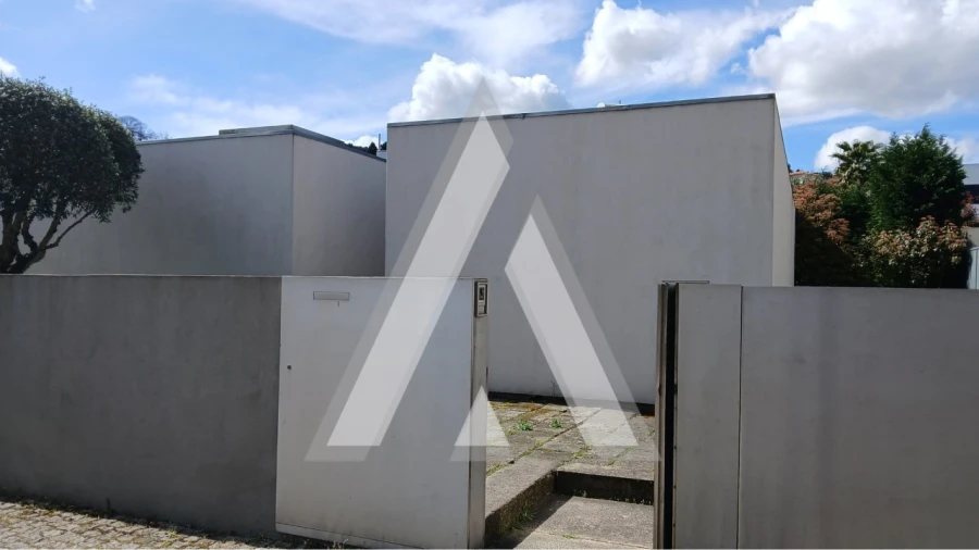 Moradia T4 para Venda em Este (São Pedro e São Mamede) Foto 2