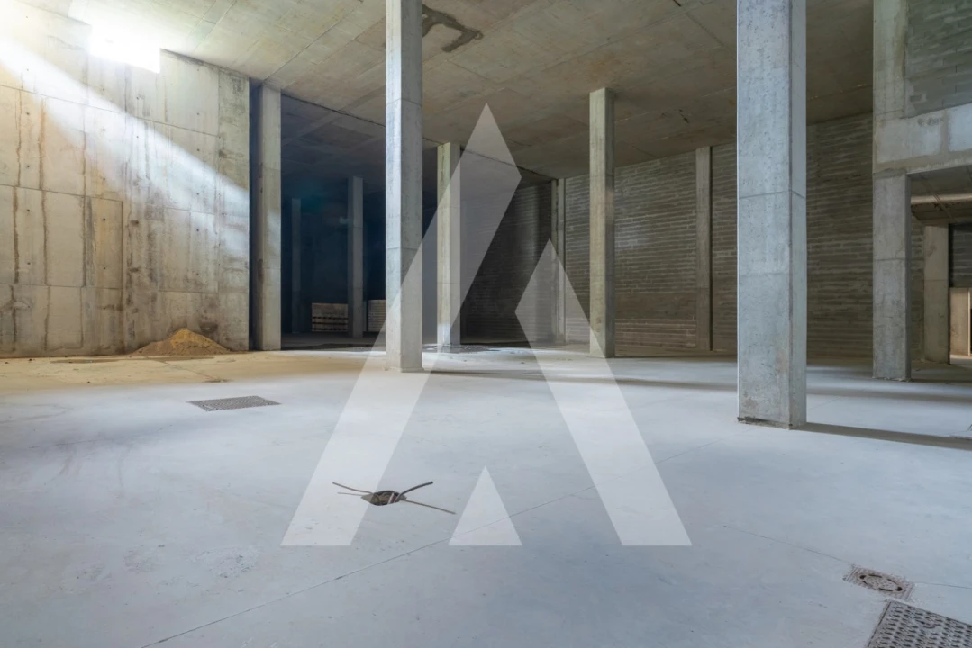 Armazém para Venda em Sacavém e Prior Velho Foto 7