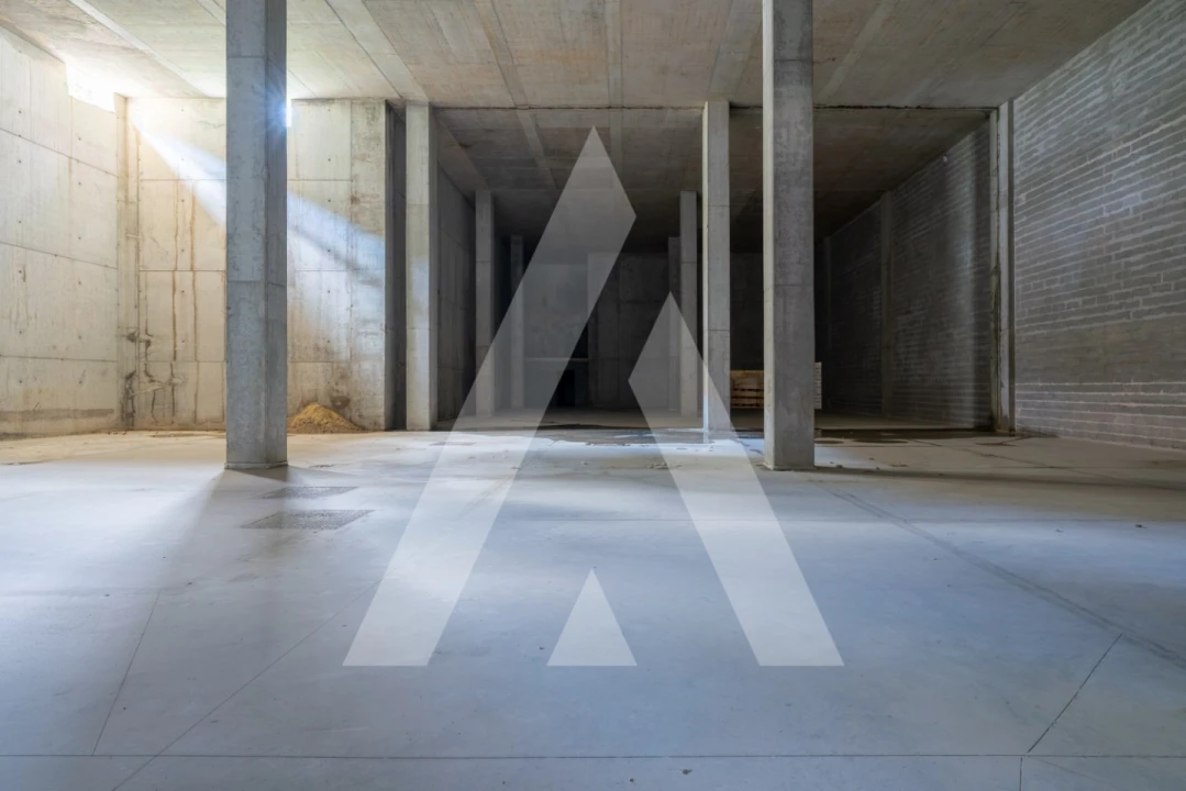 Armazém para Venda em Sacavém e Prior Velho Foto 8