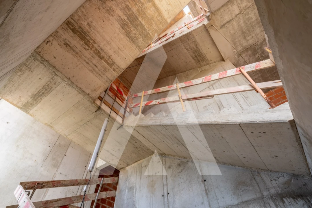 Armazém para Venda em Sacavém e Prior Velho Foto 15