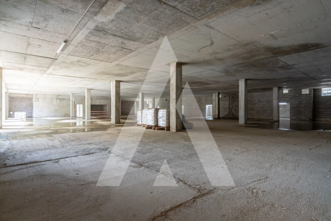 Armazém para Venda em Sacavém e Prior Velho Foto 19