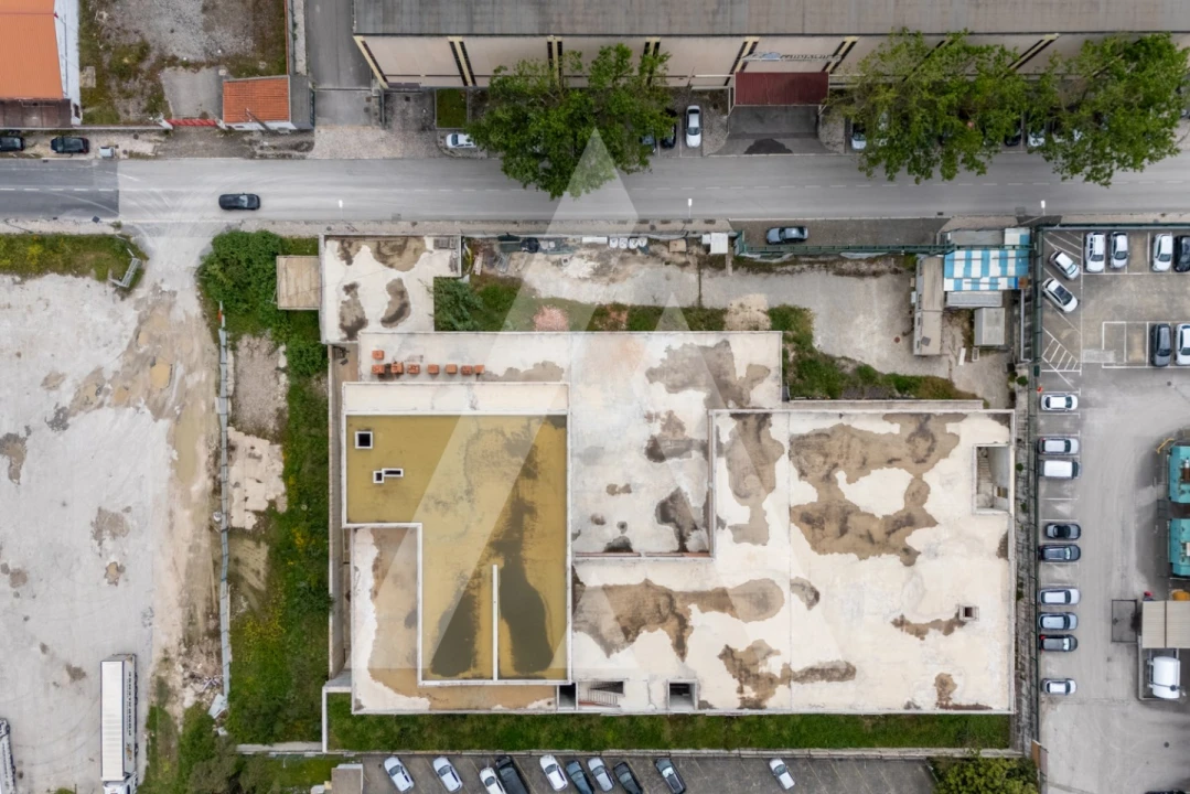 Armazém para Venda em Sacavém e Prior Velho Foto 28