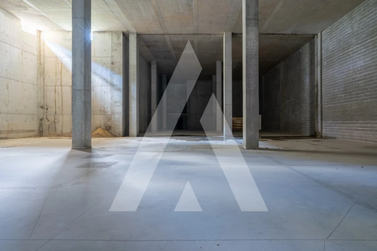 Armazém para Venda em Sacavém e Prior Velho Foto 8