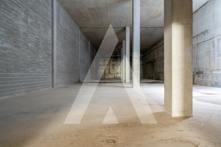 Armazém para Venda em Sacavém e Prior Velho Foto 11