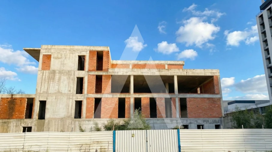 Armazém para Venda em Sacavém e Prior Velho Foto 38