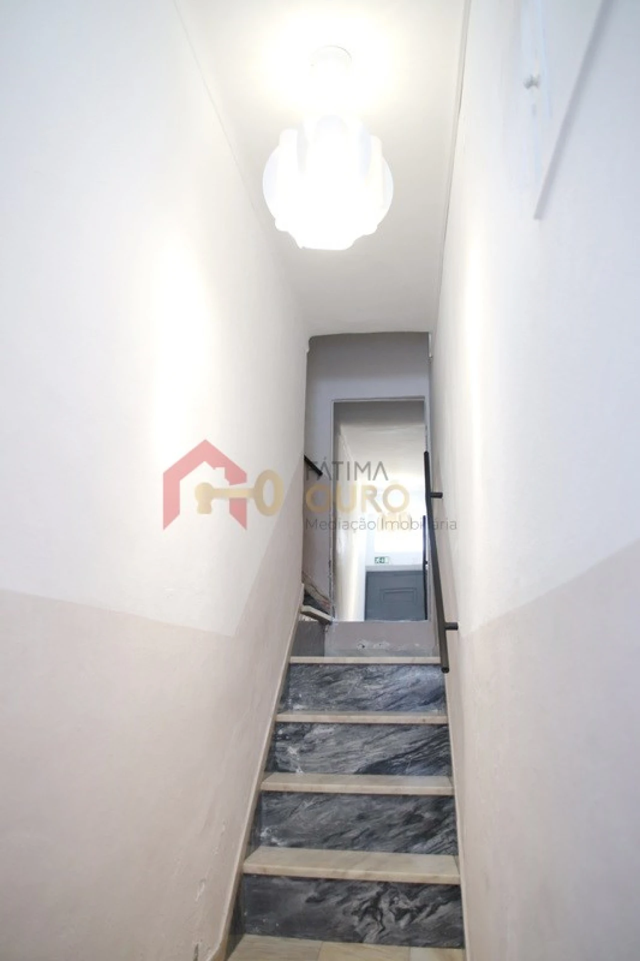 Apartamento T5 para Venda em Caia, São Pedro e Alcáçova Foto 3