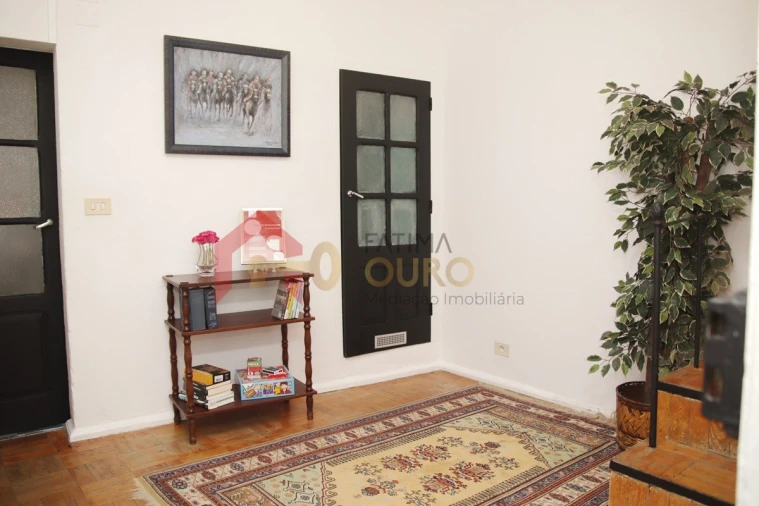 Apartamento T5 para Venda em Caia, São Pedro e Alcáçova Foto 4