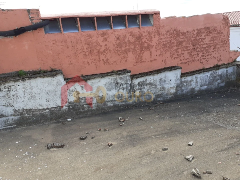 Prédio para Venda em Caia, São Pedro e Alcáçova Foto 15