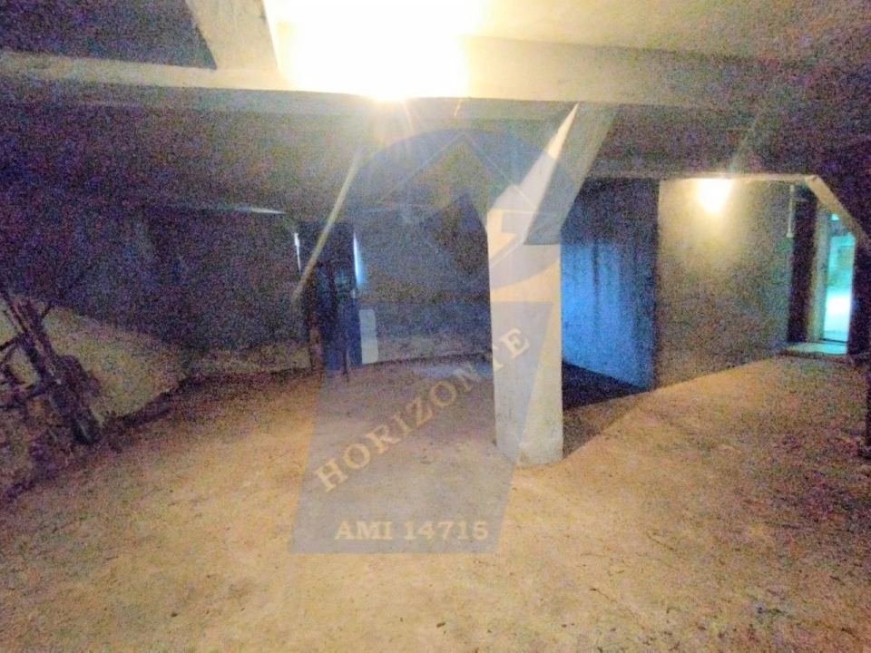 Moradia T5 para Venda em Covões e Camarneira Foto 19