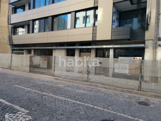 Loja para Arrendamento em Cidade da Maia Foto 2