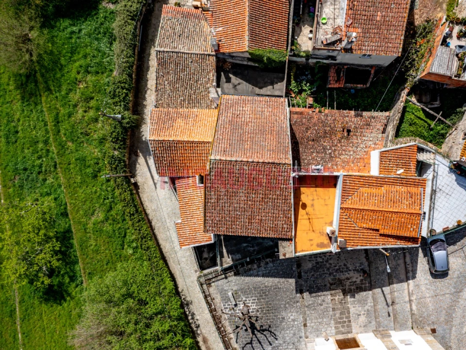 Moradia T4 para Venda em Santiago Foto 4