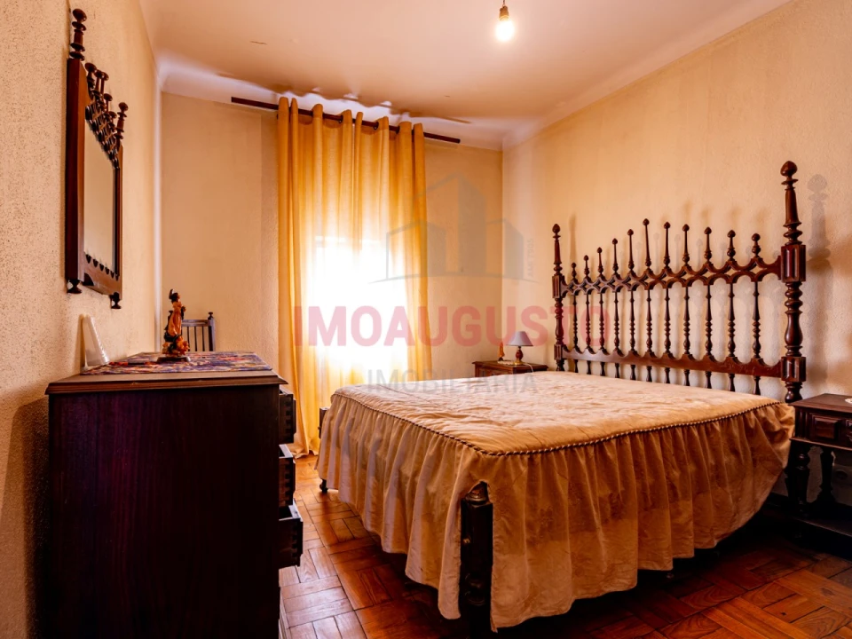 Moradia T4 para Venda em Santiago Foto 20