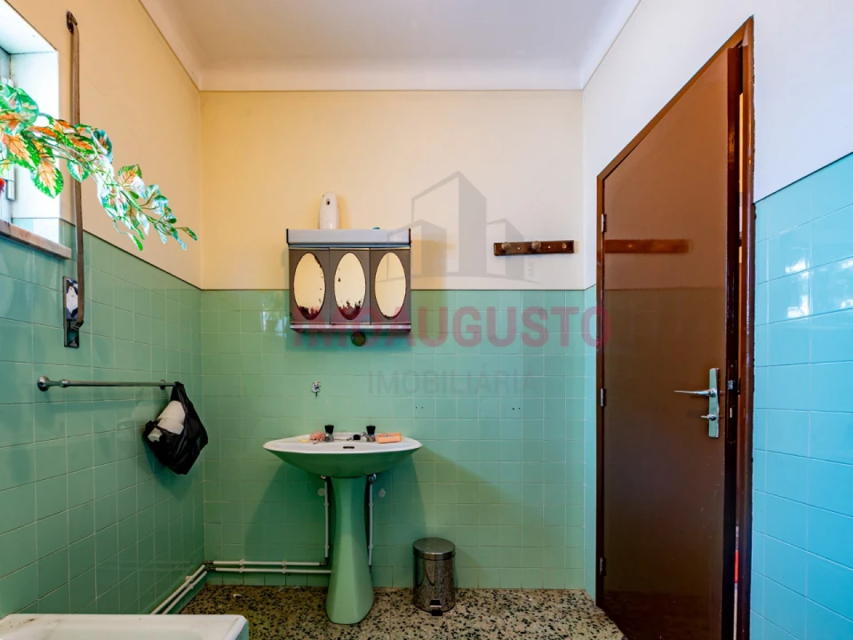 Moradia T4 para Venda em Santiago Foto 26