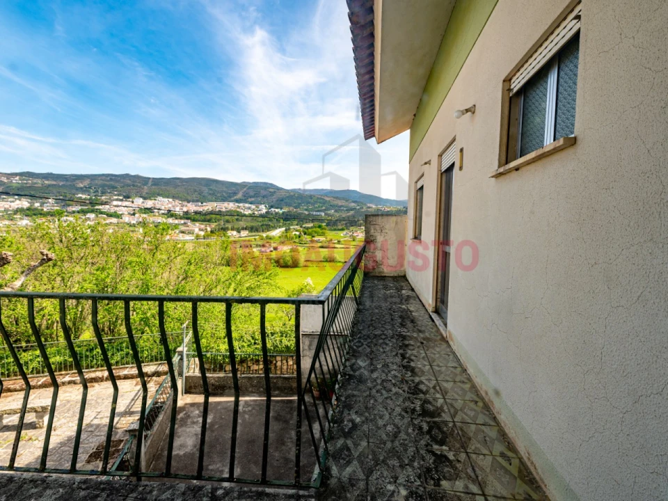 Moradia T4 para Venda em Santiago Foto 29