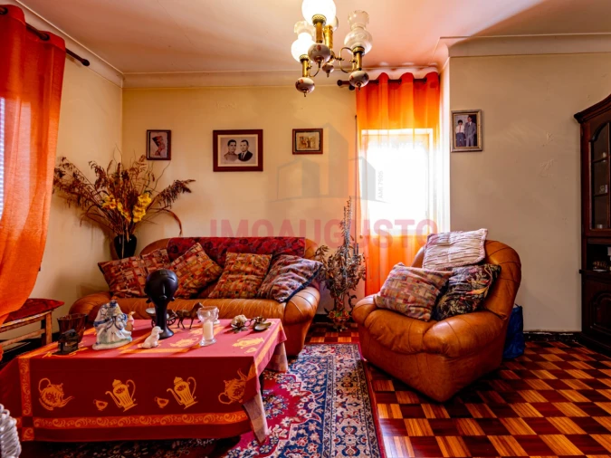 Moradia T4 para Venda em Santiago Foto 11