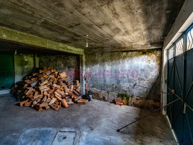 Moradia T4 para Venda em Santiago Foto 33