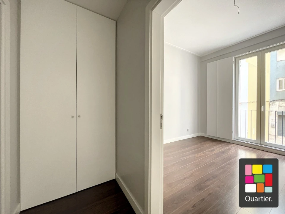 Apartamento T1 para Venda em Campo de Ourique Foto 10