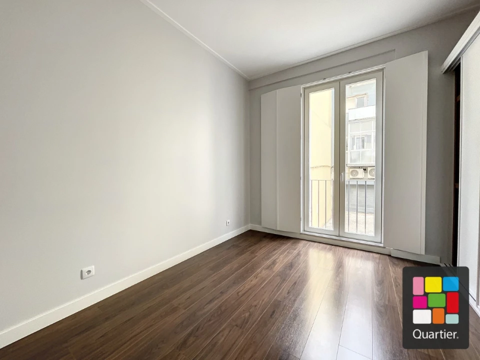 Apartamento T1 para Venda em Campo de Ourique Foto 13