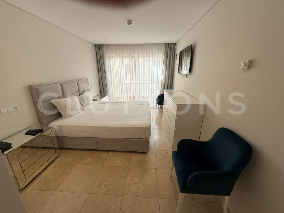 Apartamento T2 para Venda em Quarteira Foto 5