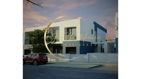 Moradia T4 para Venda em Esgueira