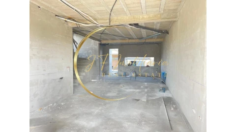 Moradia T4 para Venda em Esgueira