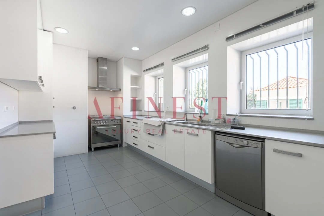 Moradia T7 para Arrendamento em Carcavelos e Parede Foto 14