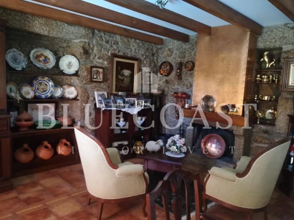 Quinta T4 para Venda em Moimenta da Serra e Vinhó Foto 18