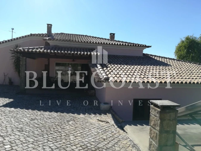 Quinta T4 para Venda em Moimenta da Serra e Vinhó Foto 29