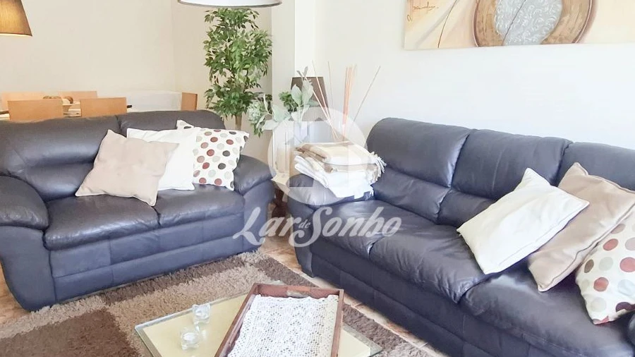 Apartamento T2 para Arrendamento em Póvoa de Varzim, Beiriz e Argivai