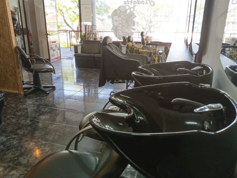 Loja para Arrendamento em Custóias, Leça do Balio e Guifões Foto 3