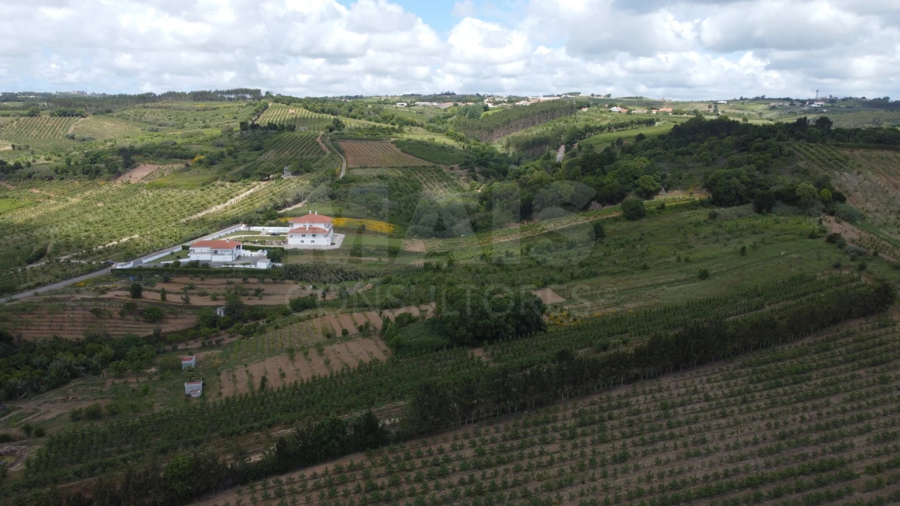 Terreno para Venda em Carvalhal Foto 4