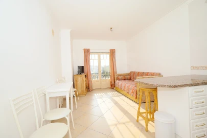 Apartamento T1 para Venda em Albufeira e Olhos de Água