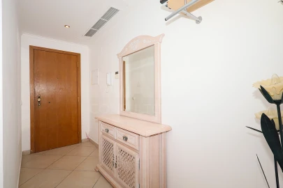 Apartamento T1 para Venda em Albufeira e Olhos de Água