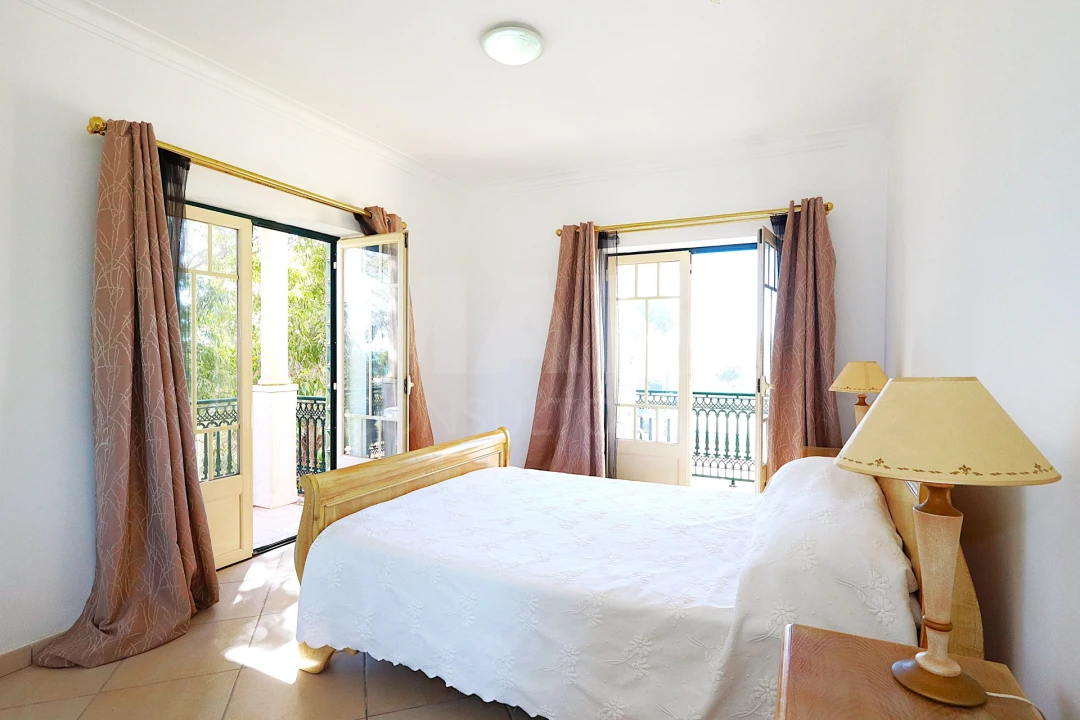 Apartamento T1 para Venda em Albufeira e Olhos de Água Foto 1