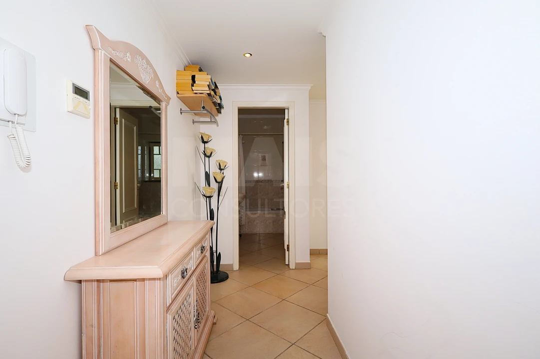 Apartamento T1 para Venda em Albufeira e Olhos de Água Foto 11