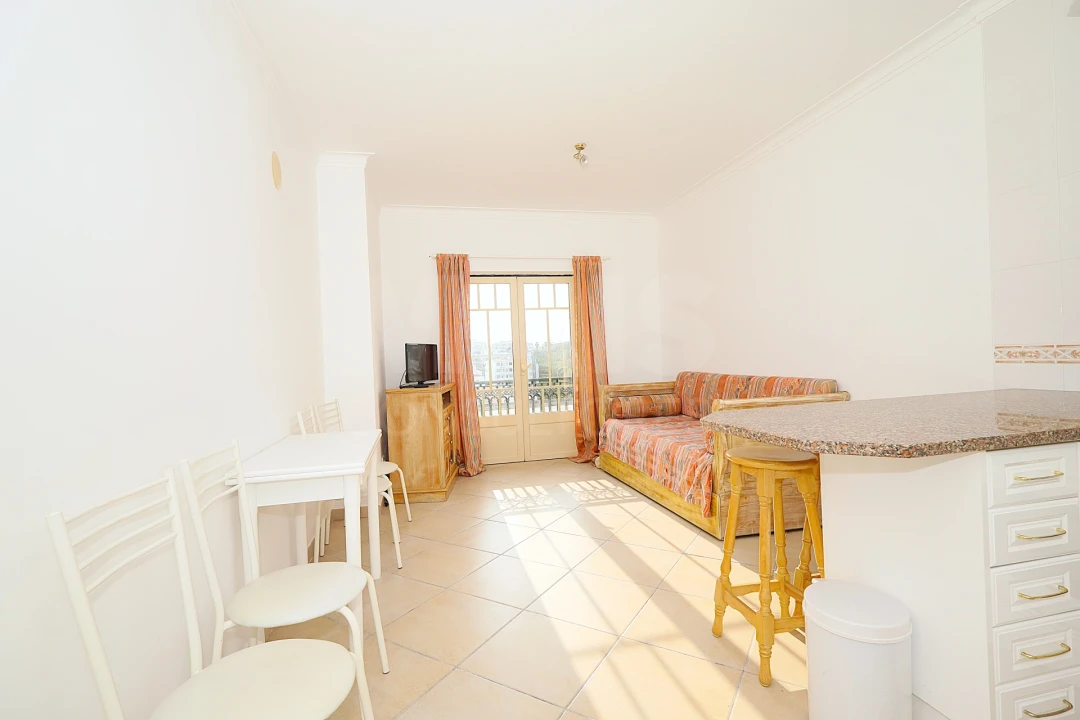 Apartamento T1 para Venda em Albufeira e Olhos de Água Foto 2