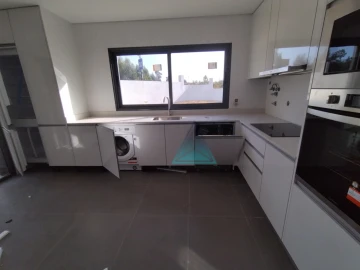Moradia T4 para Venda em Corroios