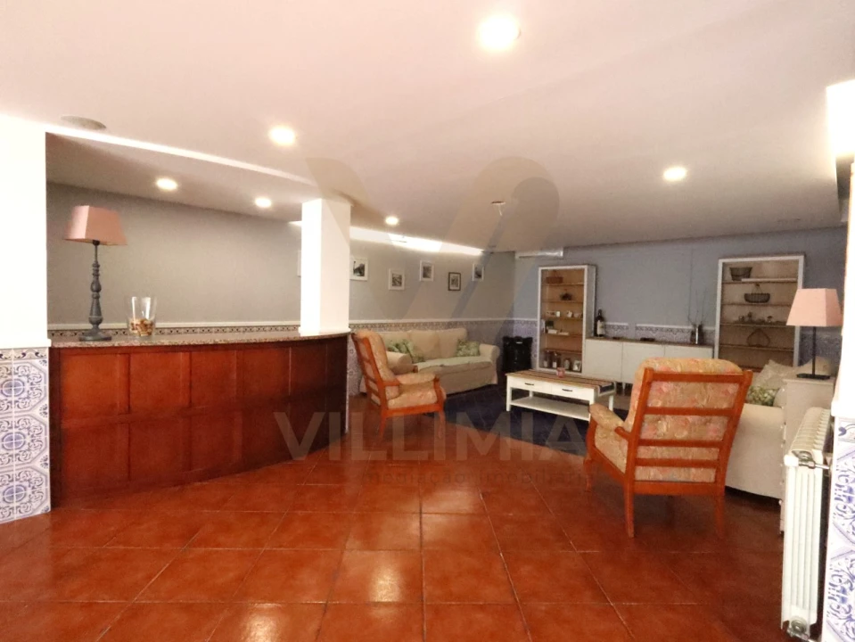 Moradia T4 para Venda em Rebordões (Santa Maria) Foto 35