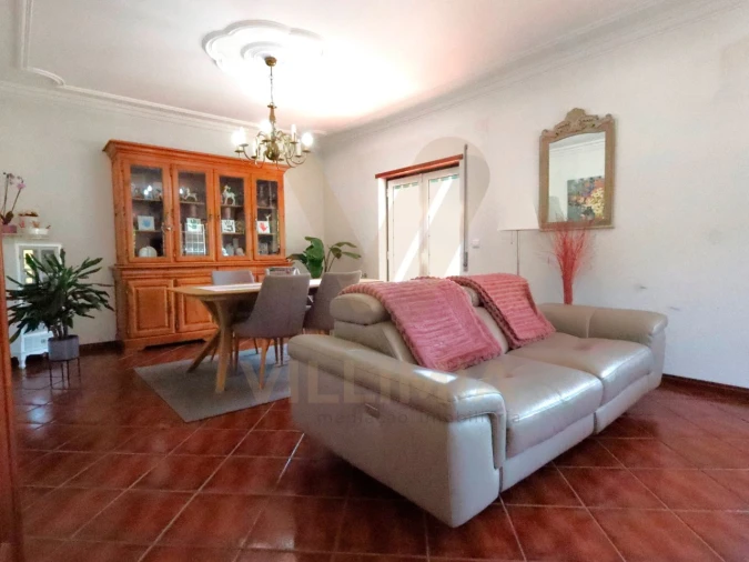 Moradia T4 para Venda em Rebordões (Santa Maria) Foto 15