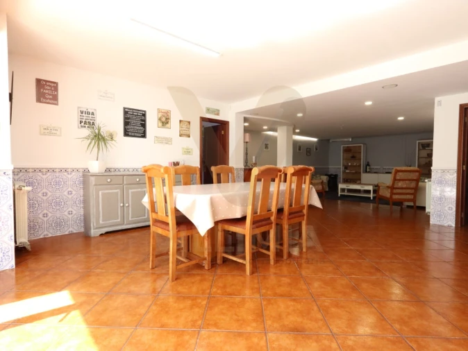 Moradia T4 para Venda em Rebordões (Santa Maria) Foto 37